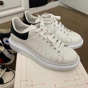 Alexander McQUEEN Size 8 WM